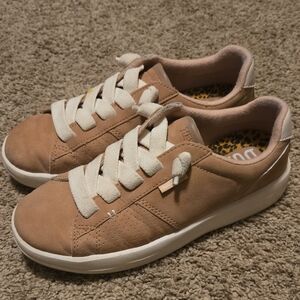 Hey Dude Tennis Shoes